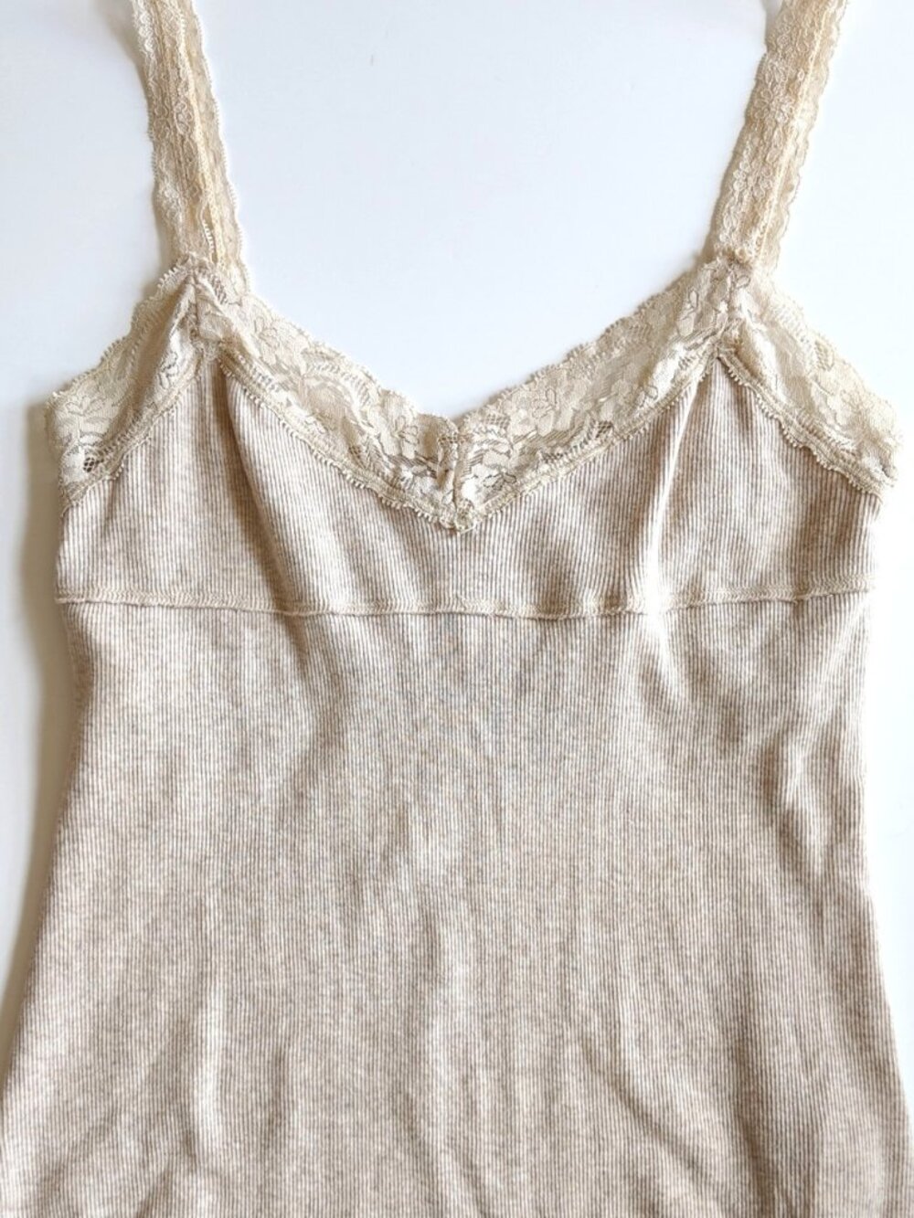 Y2K No boundaries Lace Trim Cami beige size Large vintage 2000s